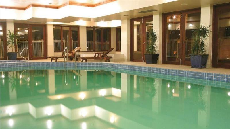 Cumberland Aparthotel 4*